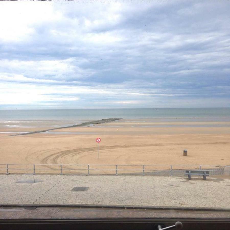 Bord De Mer Sint-Idesbald Buitenkant foto