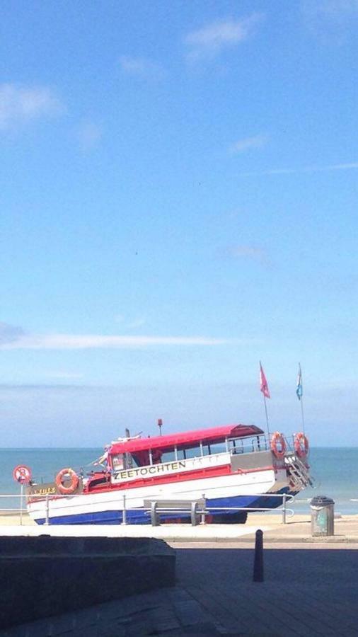 Bord De Mer Sint-Idesbald Buitenkant foto